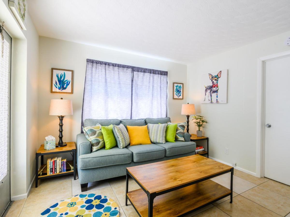 Beautiful Old Apartment With Beach Gear Fort Lauderdale Exterior foto